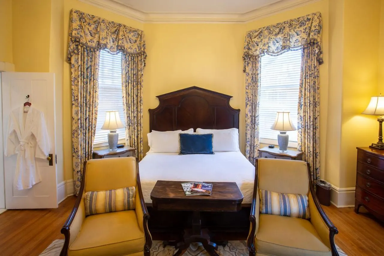 Frühstückspension The Gastonian, Historic Inns Of Savannah Collection (Adults Only)
