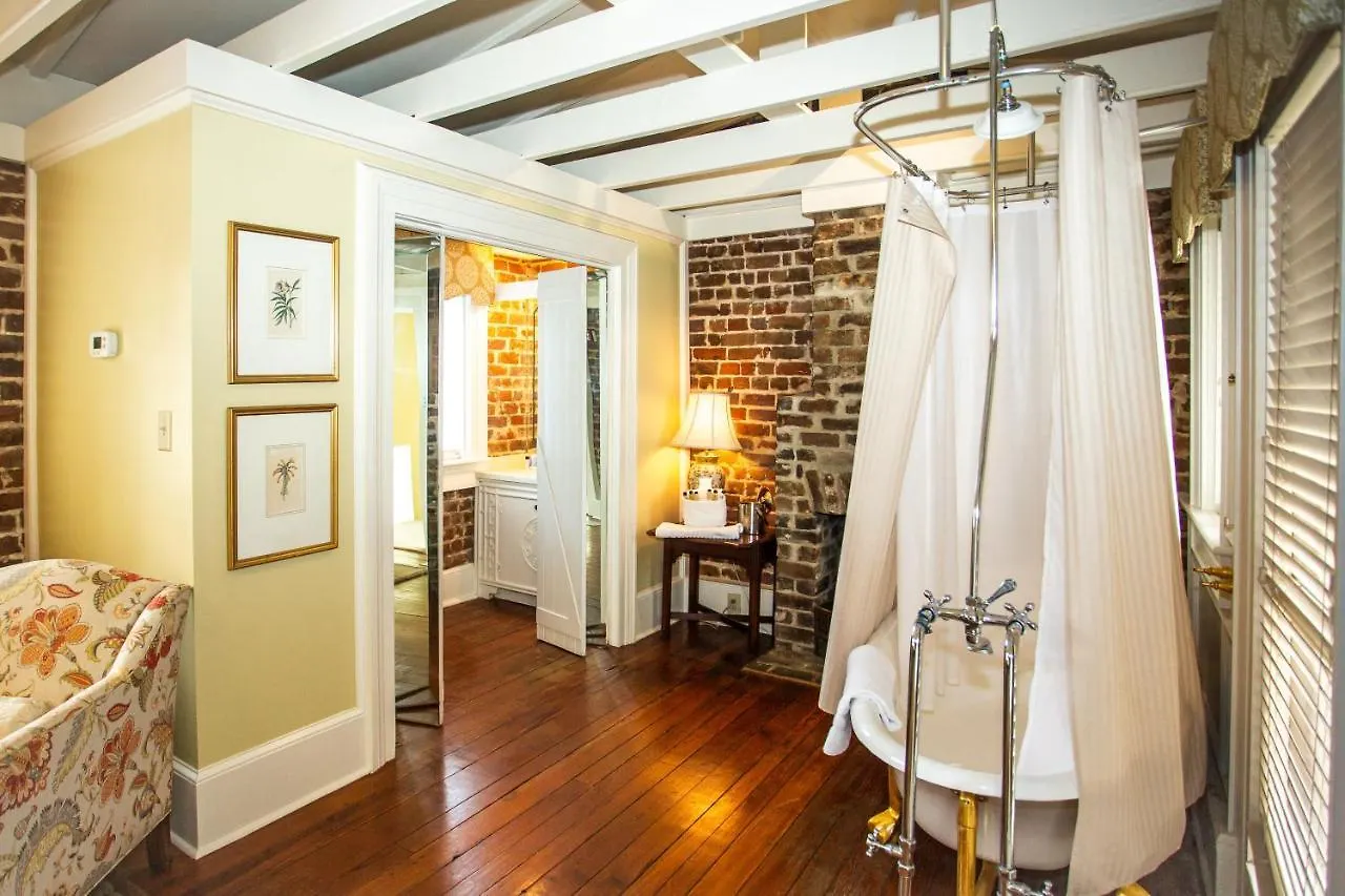 The Gastonian, Historic Inns Of Savannah Collection (Adults Only) Bed & Breakfast